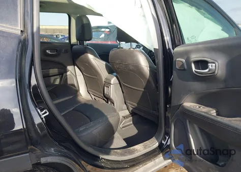 2021 Jeep Compass Altitude 4X4 from USA, damaged, VIN 3C4NJDBB6MT525498